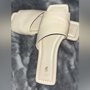 Franco Sarto woman’s bordo slip on slide